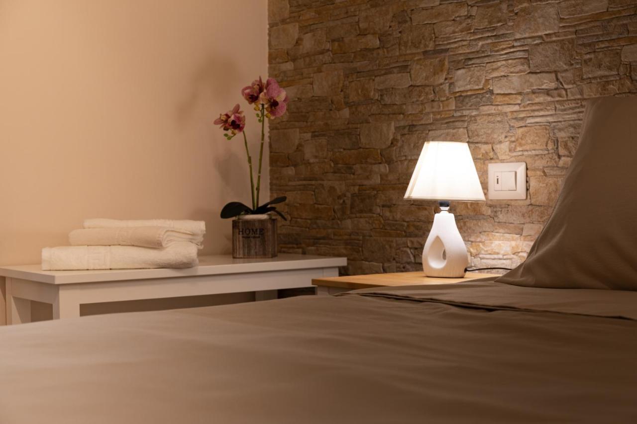 Tizzy Apartment & Rooms Bari Eksteriør bilde
