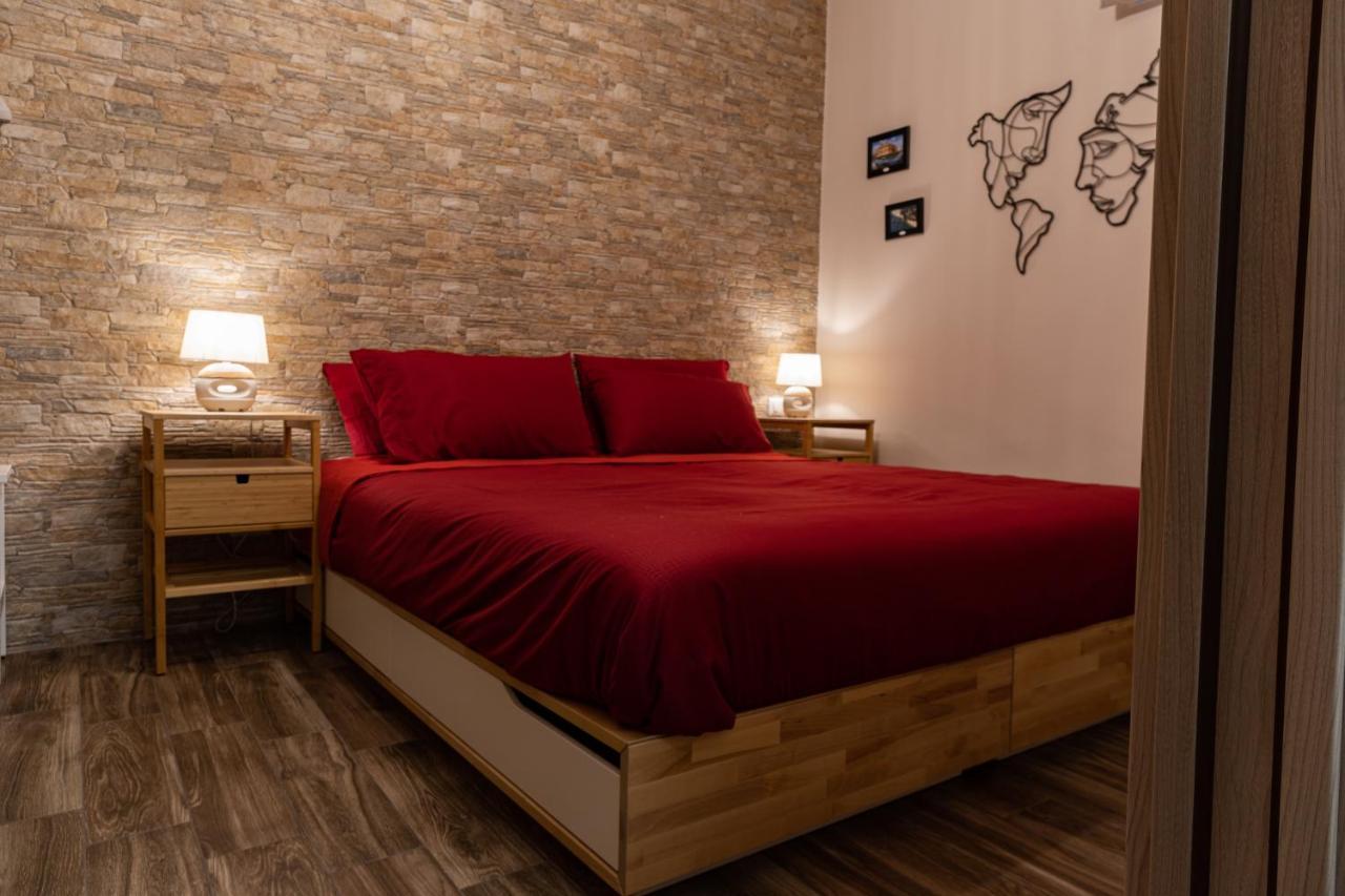 Tizzy Apartment & Rooms Bari Eksteriør bilde