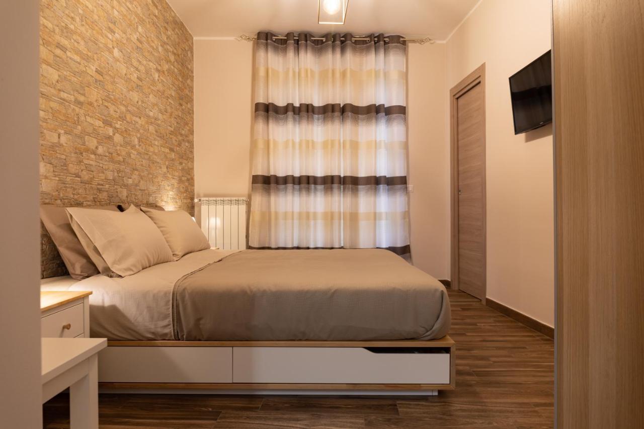 Tizzy Apartment & Rooms Bari Eksteriør bilde